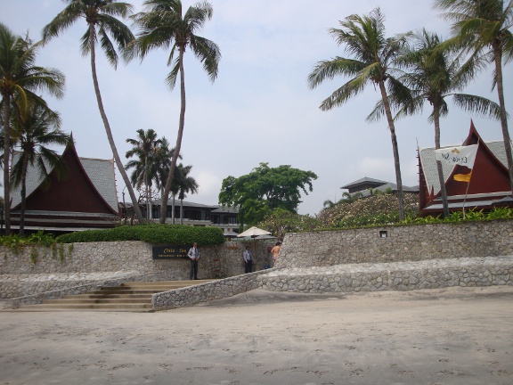 Any exits from this area of the beach were well guarded by local security guards