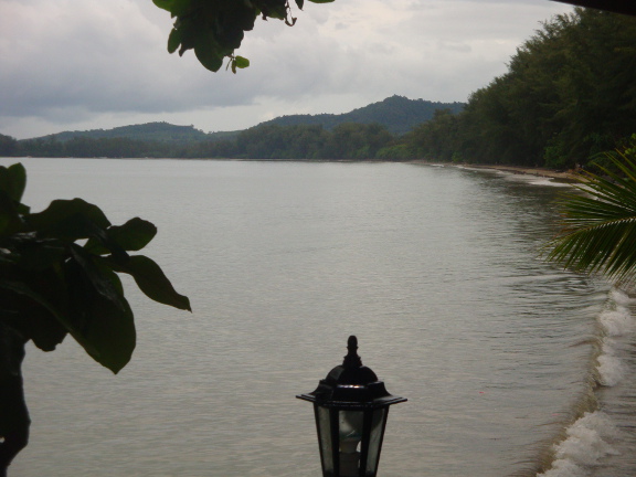 After about 2 hours of absolute deluge, the rain eased.  The tide had receded a little, so I took the necessary photos.