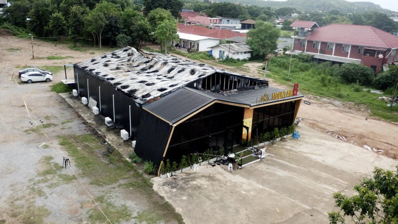 Mountain B pub in Sattahip district, Chon Buri, which burned down early Friday, killing 13 people and injuring 36 others. (Photo: Sawang Boriboon Foundation)