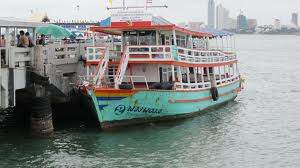 koh larn ferry.jpg