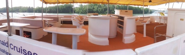 A panoramic view on-board the Suncat.