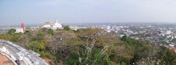 Looking forward to our next destination, Wat Phra Kaeo