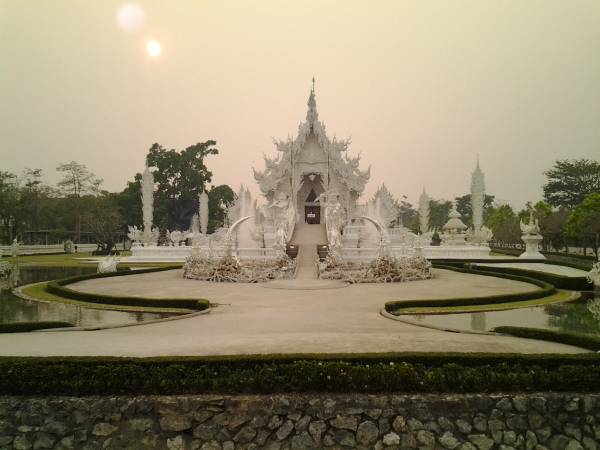 Wat Rong Khun 1