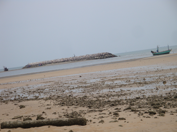 a few breakwaters just offshore