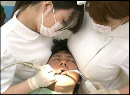 THAI DENTIST.JPG