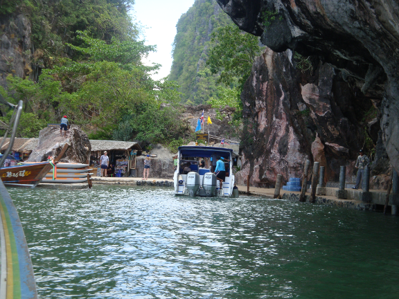 Khao Phing Kan (James Bond Island)