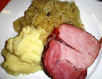 Kasseler mit Kapü Sauerkraut 1.JPG