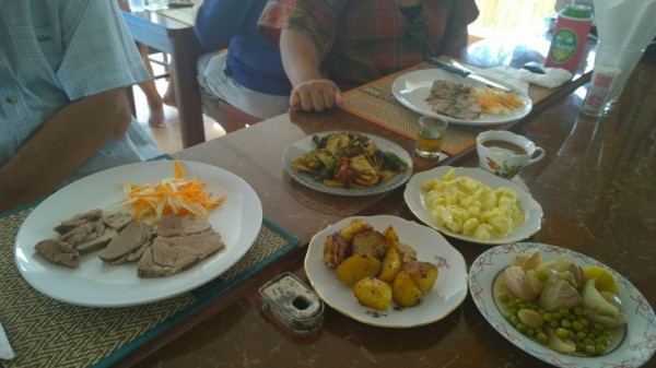roast lamb lunch.jpg