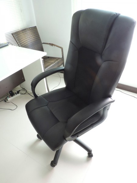 chair3.jpg