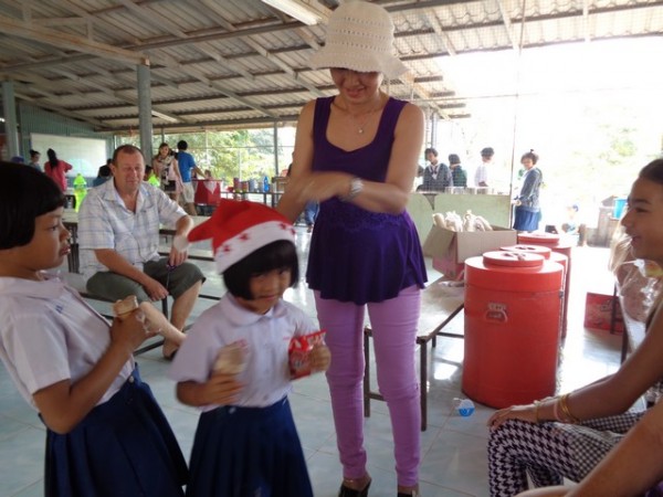 Mrs Hilux opened the bag of old toys, and started handing them out.