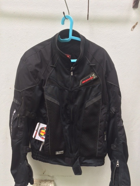 Jacket_front (2).jpg