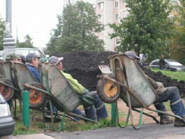 Tarmac guys.jpg