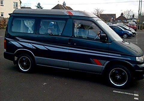 Lenzo RS5 Mazda Bongo.