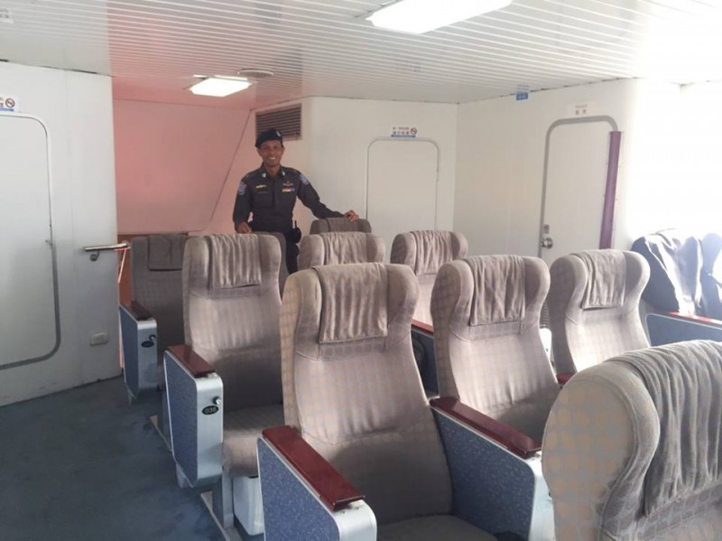 police07.jpg