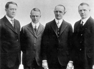 team-300x222.jpg