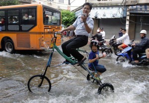 thailand_floods-300x209.jpg