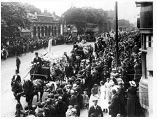 procession.jpg