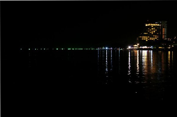 02234-HiltonAndSquidLights.jpg