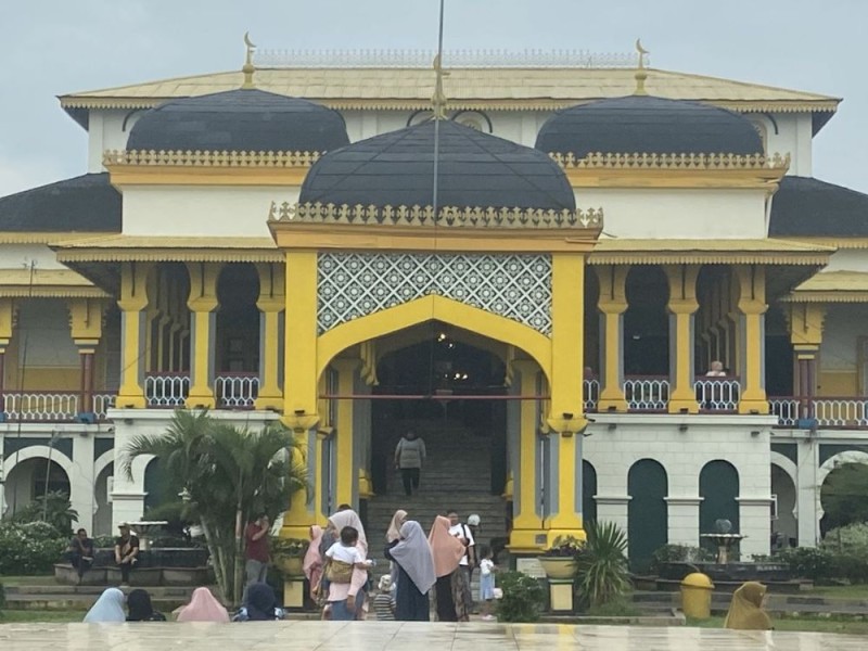 Palace 3.jpg