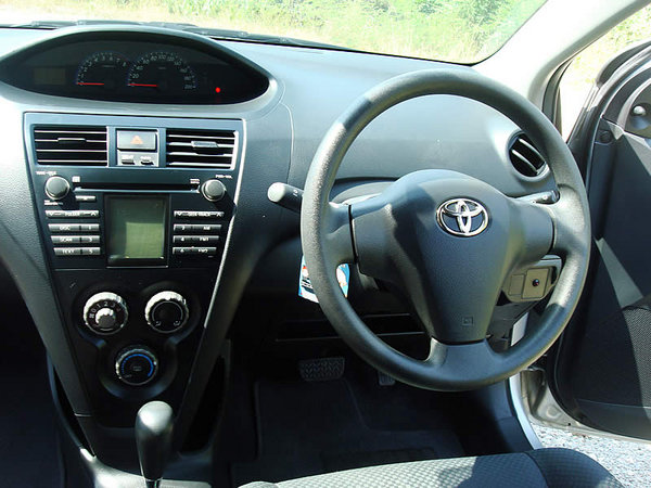 toyota1.jpg
