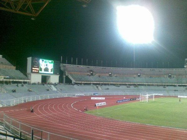 Singha All Stars v Chelsea,Bangkok 2013.......estimated crowd.jpg