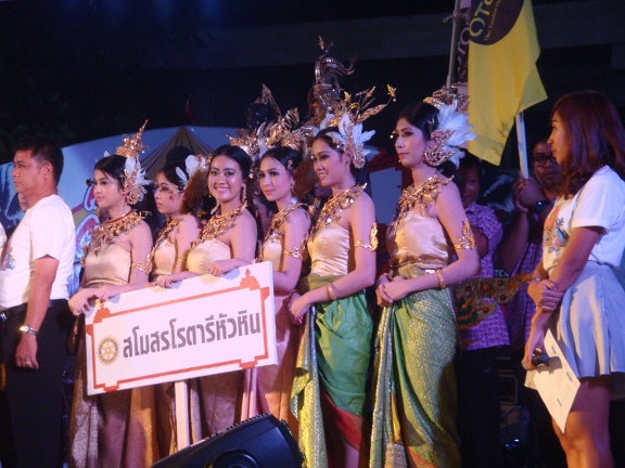 Pretty ladies in traditional Thai costumes.